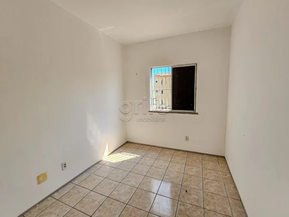 Imagem A 300 metros da Av José Bastos, com acesso rápido e fácil a locais como Escolas, parada de Ônibu...