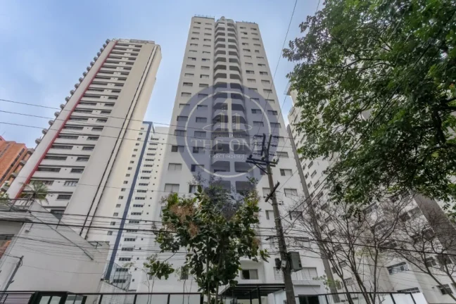 Imagem Oportunidade única: Apartamento à venda em Moema, São Paulo-SP, com 2 quartos, 2 salas, 2 banheiros, 2 vagas de garagem.