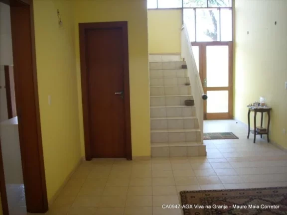 Imagem Casa com 3 dormitórios à venda, 285 m² por R$ 1.350.000,00 - Granja Viana - Carapicuíba/SP