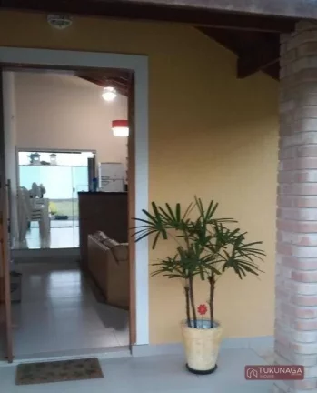 Imagem Casa Térrea 3 Dormitórios e Piscina - Condomínio Fechado - Bertioga - SP .