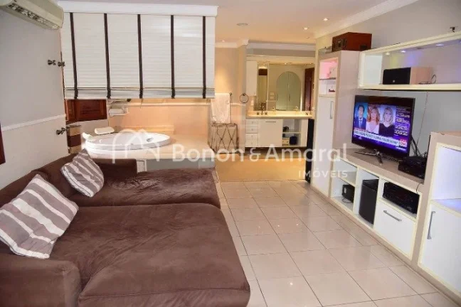 Imagem Sofisticação e privacidade em cada detalhe

Esta esplêndida residência oferece ambientes elegant...