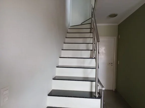Imagem VENDO LINDO CASA EM CONDOMINIO FECHADO NO BAIRRO CAMPO GRANDE! (ZONA SUL)