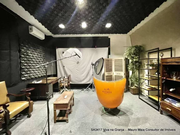 Imagem Centro Comercial ÁAREA - Salas 1 e 2 unificadas - Térreo com 81,01 m² + 2vg