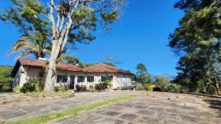 Imagem Casa para Venda em Teresópolis / RJ no bairro Albuquerque