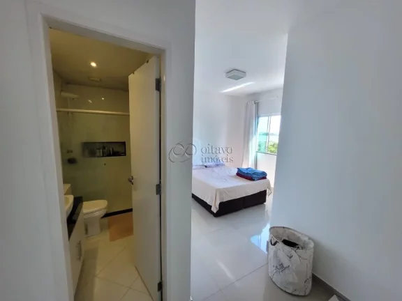 Imagem Linda casa triplex a venda no São Marcos com 3 quartos, suíte e quintal!