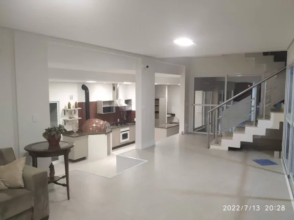 Imagem Casa 4 suítes alto padrão em Condomínio fechado no Bairro João Paulo