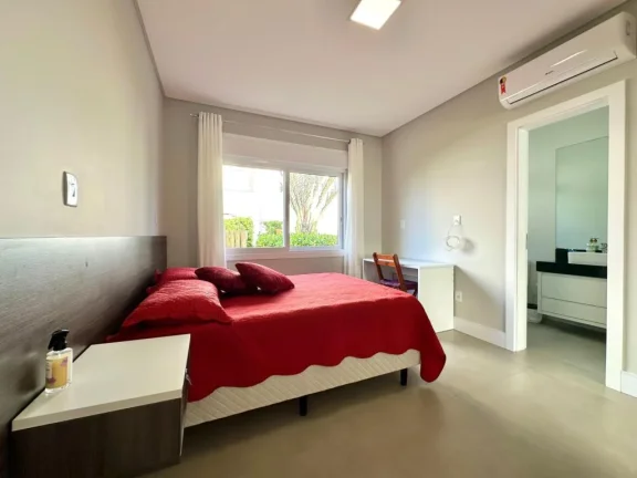 Imagem Casa em Condominio 4 Dormitórios - Bairro Atlantida Sul