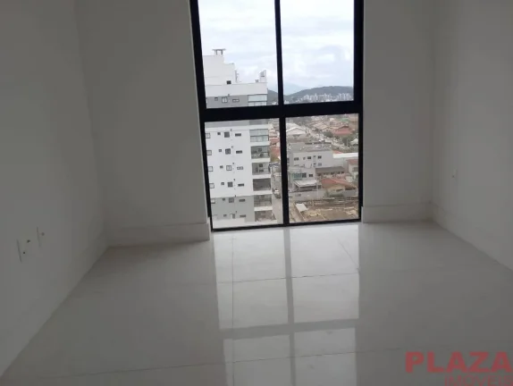 Imagem ️ Apartamento Alto Padrão – 3 Suítes | 2 Vagas | Vista Lateral para o Mar | 100m da Praia | Porto Belo