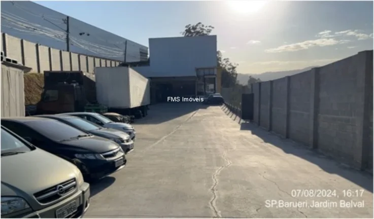 Imagem Galpão com 300m2 em Jandira/SP