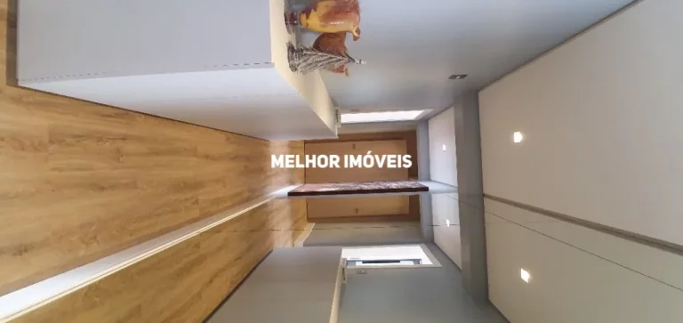 Imagem Apartamento Mobiliado, Decorado com 03 Suítes, Cozinha Integrada com Churrasqueira a Carvão, Vista para o Mar, Localizado na Quadra Mar de Balneário Camboriú -SC