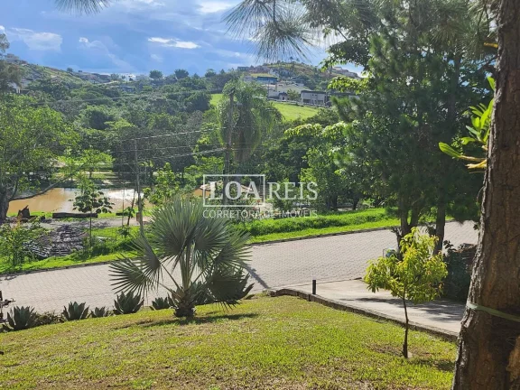 Imagem Vale dos Lagos | 3 Dormitórios (Suíte/Americanos) | 4 Vagas | 1.400 m²