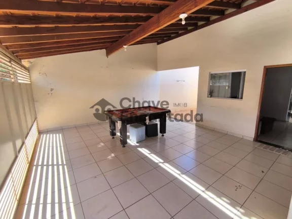 Imagem Casa com barracao um excelente custo beneficio.