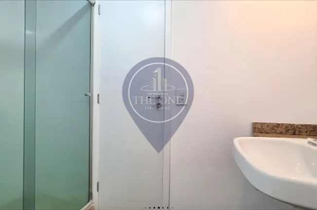 Imagem Apartamento para locação na Barra Funda, São Paulo-SP: 3 quartos, 2 salas, 1 banheiro, 2 vagas de garagem, 68m² de área.