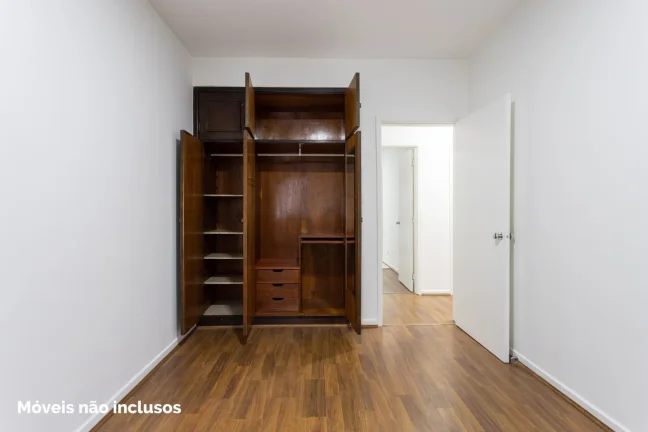 Imagem Apartamento 129M² Reformado, 3Q, 1 Suíte, 2 Banheiros, 1 Vaga, Varanda, Portaria 24h, Sol da Tarde.
