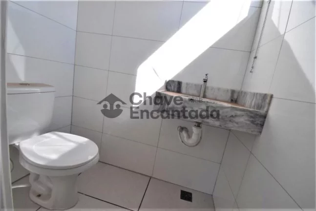 Imagem Salao Comercial com 8 salas em localizacao privilegiada