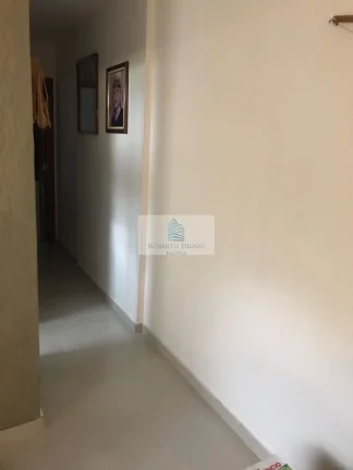 Imagem Apartamento à venda no Rio de Janeiro-RJ, bairro Camorim: 2 quartos, 1 sala, 1 banheiro, 1 vaga de garagem!