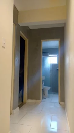 Imagem Sobrado com 2 dormitórios à venda, 80 m² por R$ 360.000,00 - Vila Romanópolis - Ferraz de Vasconcelos/SP