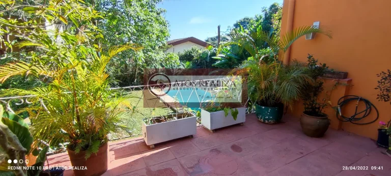 Imagem Sobrado com piscina em Bolsão de Interlagos - SP: 300m², 4 quartos e 1 suíte por R$1.190.000
