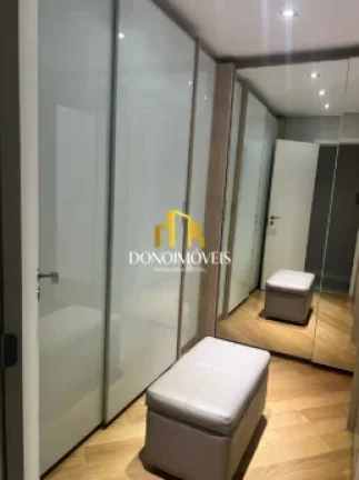 Imagem Amplo apartamento de 242 m², localizado no Condomínio Mansão Imperial, em um dos bairros mais val...