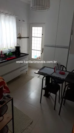 Imagem Casa Térrea com Piscina