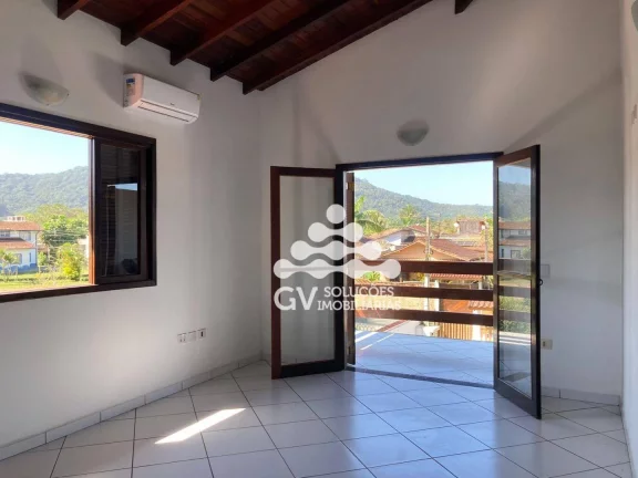 Imagem Casa com 3 dormitórios à venda por R$ 650.000 - Lagoinha - Ubatuba/SP