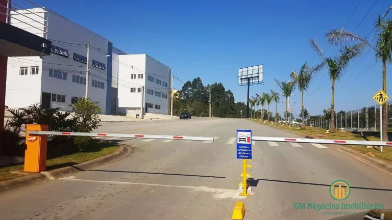 Imagem Galpão com 800m² de área fabril em condomínio