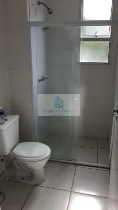 Imagem Apartamento à venda no Rio de Janeiro-RJ, bairro Camorim: 2 quartos, 1 sala, 1 banheiro, 1 vaga de garagem, 45m² de área.
