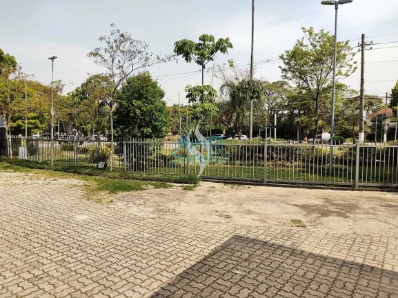 Imagem Casa Comercial à Venda em Jardim América - São Paulo/SP.