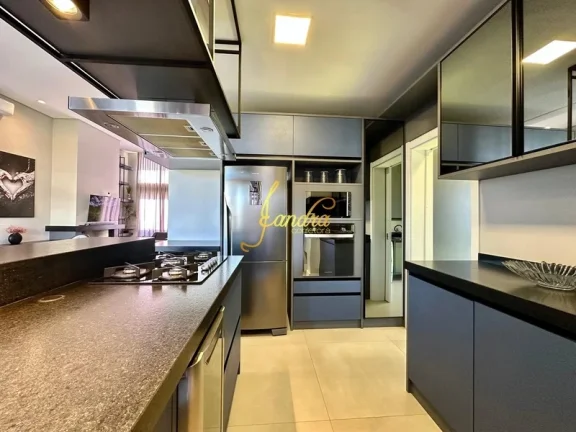 Imagem Excelente Casa no Condomínio Capão Ilhas! Estilo Contemporânea, mobiliada e decorada, composta por 03 suítes