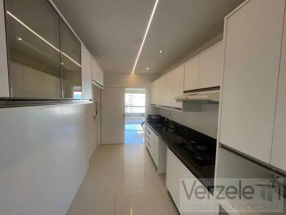 Imagem Apartamento 3 dormitórios para Venda em Balneário Camboriú / SC no bairro Centro