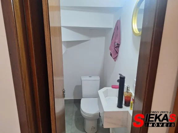 Imagem Imperdível oportunidade! Casa à venda na Penha, São Paulo-SP, 3 quartos, 1 suíte, 1 sala, 4 banheiros, 4 vagas, 150 m².