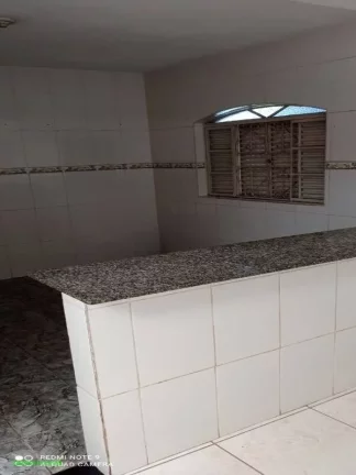 Imagem EXCELENTE CASA, PRÓXIMA AO SUPERMERCADO BH, EM JUATUBA!
*CASA EM LOTE DE 420M²
*CONSTITUÍDA POR: ...