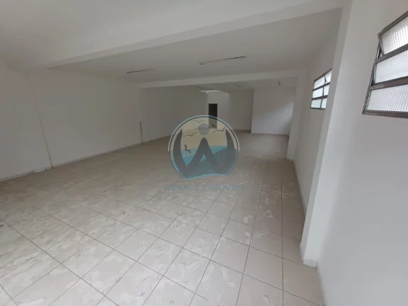 Imagem Ponto Industrial à Venda em Ubatuba-SP: Sala, Banheiro e 113m² na Estufa II. Venha Conferir!