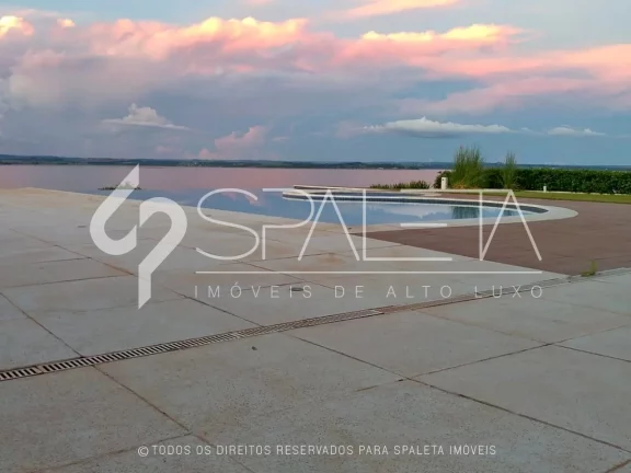 Imagem Maravilhosa casa pé na represa de Avaré à venda no condomínio Capitania II em Itaí