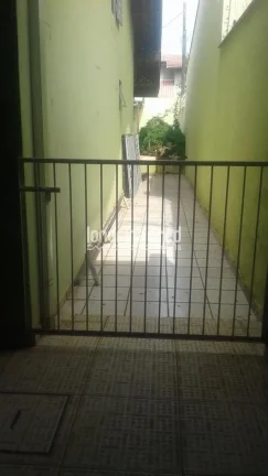 Imagem Casa à venda 3 Quartos, 2 Vagas, 200M², Jardim Neman Sahyun, Londrina - PR