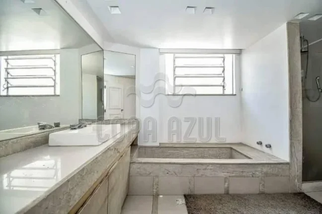 Imagem Copacabana – Rua Belfort Roxo | Residencial › Apartamento 4 quarto(s) à Venda