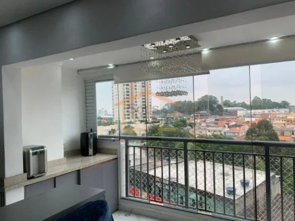 Imagem Apartamento de 45 m², com 2 dormitórios, varanda integrada com vista livre. Possui móveis planeja...