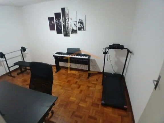Imagem Apartamento com 70m², dispõe de 2 dormitórios, 1 banheiro, sala ampla, cozinha com planejados, ar...