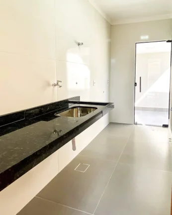 Imagem Casa De 3/4 Sendo 1 Suite No Ravena Sozinha No Lote