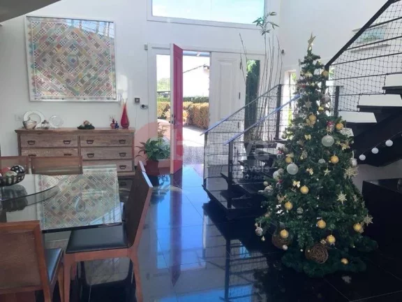Imagem Mansão com deck para canal navegável, Ogiva - Cabo Frio