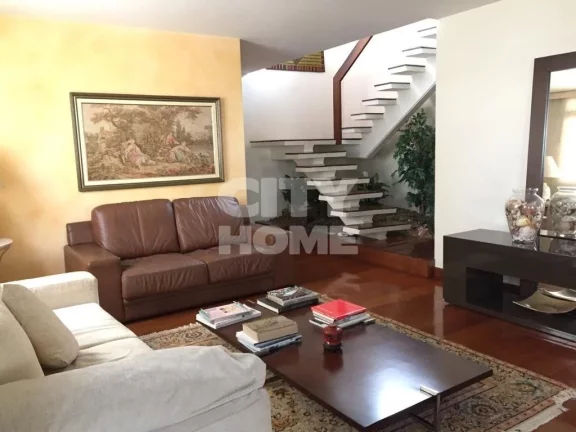 Imagem Linda cobertura duplex com 700m2, 4 dormitórios ( 4 suítes ), 6 banheiros e 4 vagas na garagem no ...