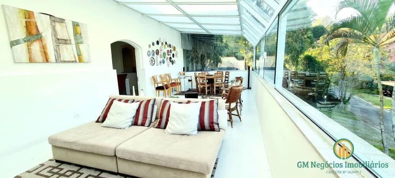 Imagem Casa a venda com porteira fechada em condomínio - Algarve