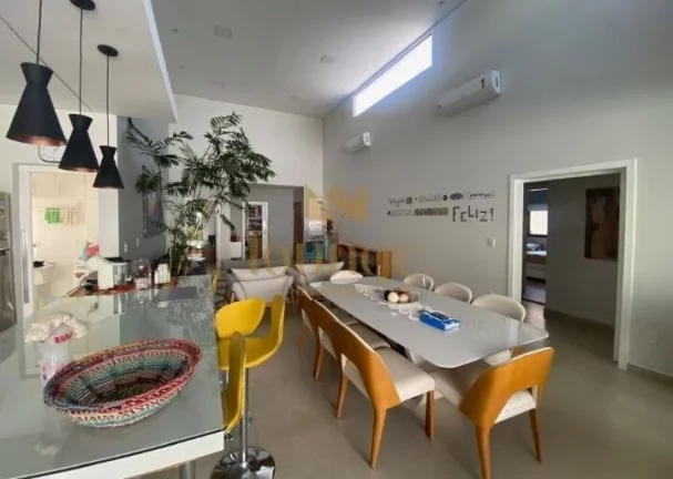 Imagem Casa À Venda em Condomínio Alphaville Zona Sul-Votorantim