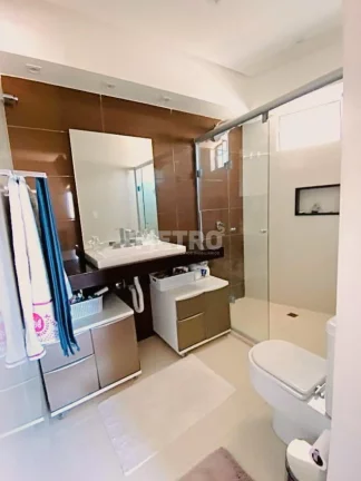 Imagem Aparteamento com sala ampla, 4 quartos, sendo 02 suítes, 02 varandas.