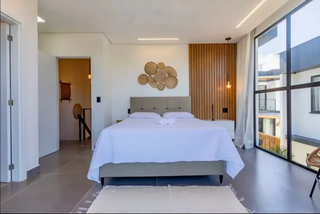 Imagem LINDA RESIDÊNCIA DE ALTO PADRÃO Á VENDA DE PORTEIRA FECHADA EM CONDOMINIO EM ARRAIAL D'ÁJUDA - PORTO SEGURO - BAHIA