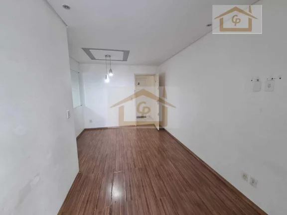 Imagem *Com quintal , 1 quarto, varanda, 1 vaga