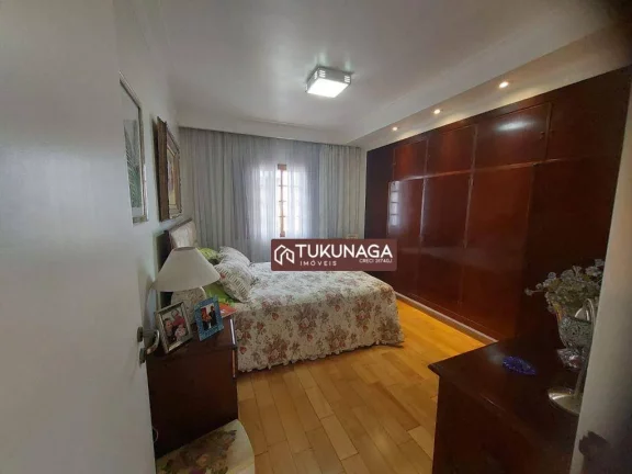 Imagem Casa com 3 dormitórios à venda, 176 m² por R$ 725.000,00 - Parque Santo Antônio - Guarulhos/SP