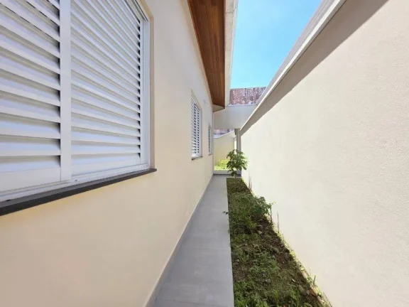 Imagem Casa nova pronta para morar no Park D'Aville em Peruíbe