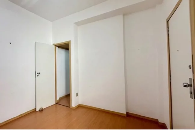 Imagem Sala comercial 35m² REFORMADA a venda Posto 5 de Copacabana