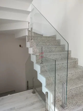 Imagem SOBRADO com 3 dormitórios à venda com 170m² por R$ 659.000,00 no bairro Bairro Alto - CURITIBA / PR